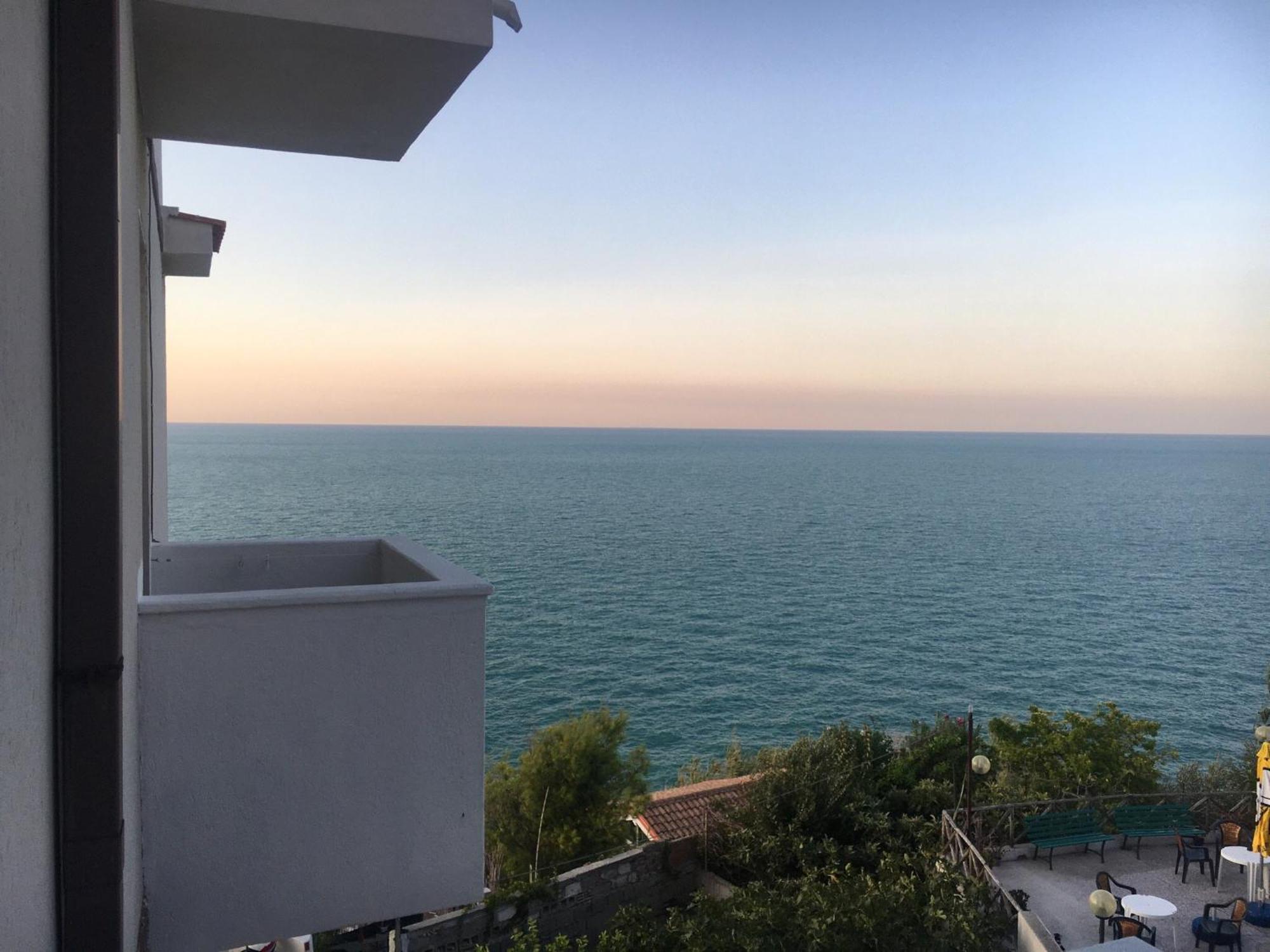 Hotel Peschici Exterior photo